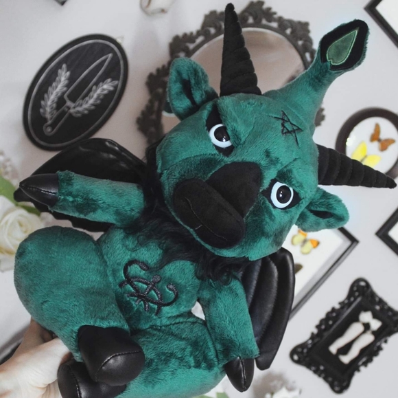 Meet your Posher, Venus - Picture 3 of 16